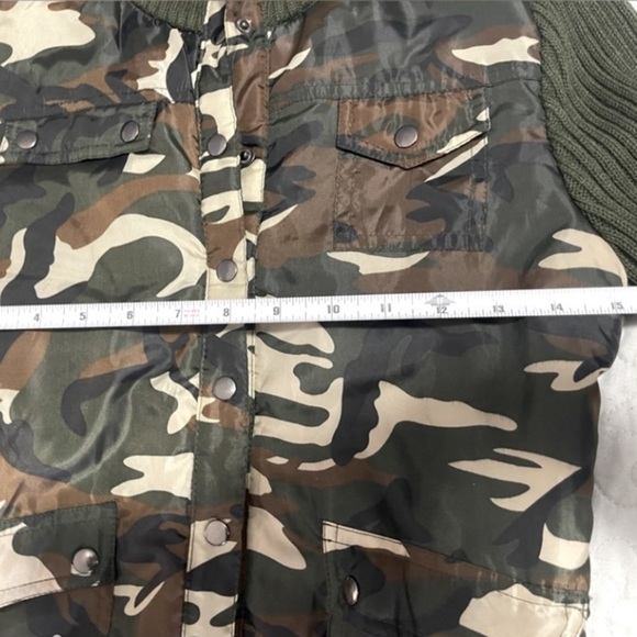 EUC! - PERSONAL IDENTITY Camo Bomber Sweater Jacket Size Small - Picture 4 of 5